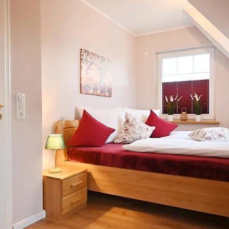 Dom wakacyjny Reethaus Mit Zwei Doppelhaushaelften Fuer 12 Personen Kaept'n Jan