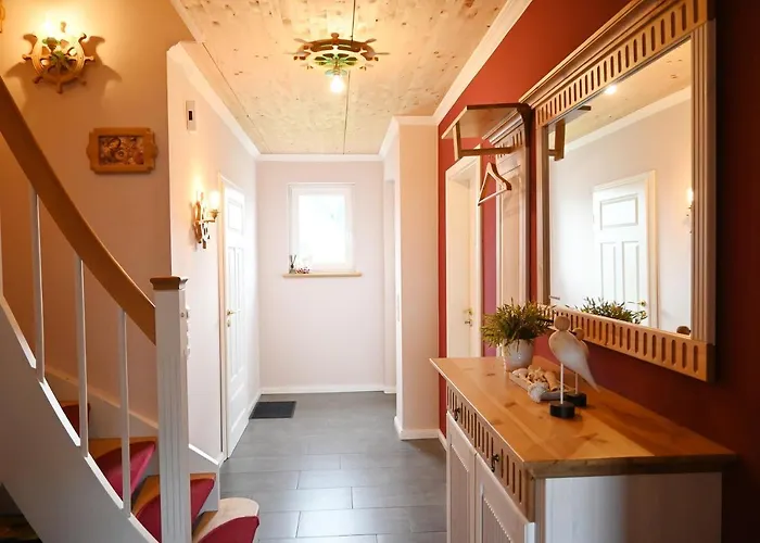 Reethaus Mit Zwei Doppelhaushaelften Fuer 12 Personen Kaept'n Jan *